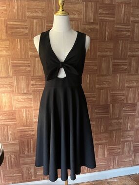 Hutch Black Dress with Front Tie & Keyhole Detail & Pockets - Size S (2-4)